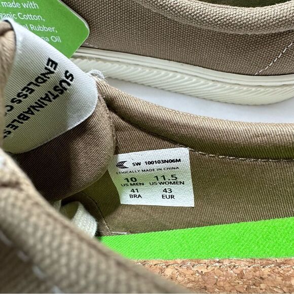 Cariuma OCA Low Burnt Sand Canvas Contrast Thread Sneaker Men’s 10 Women’s 11.5 - Picture 8 of 11